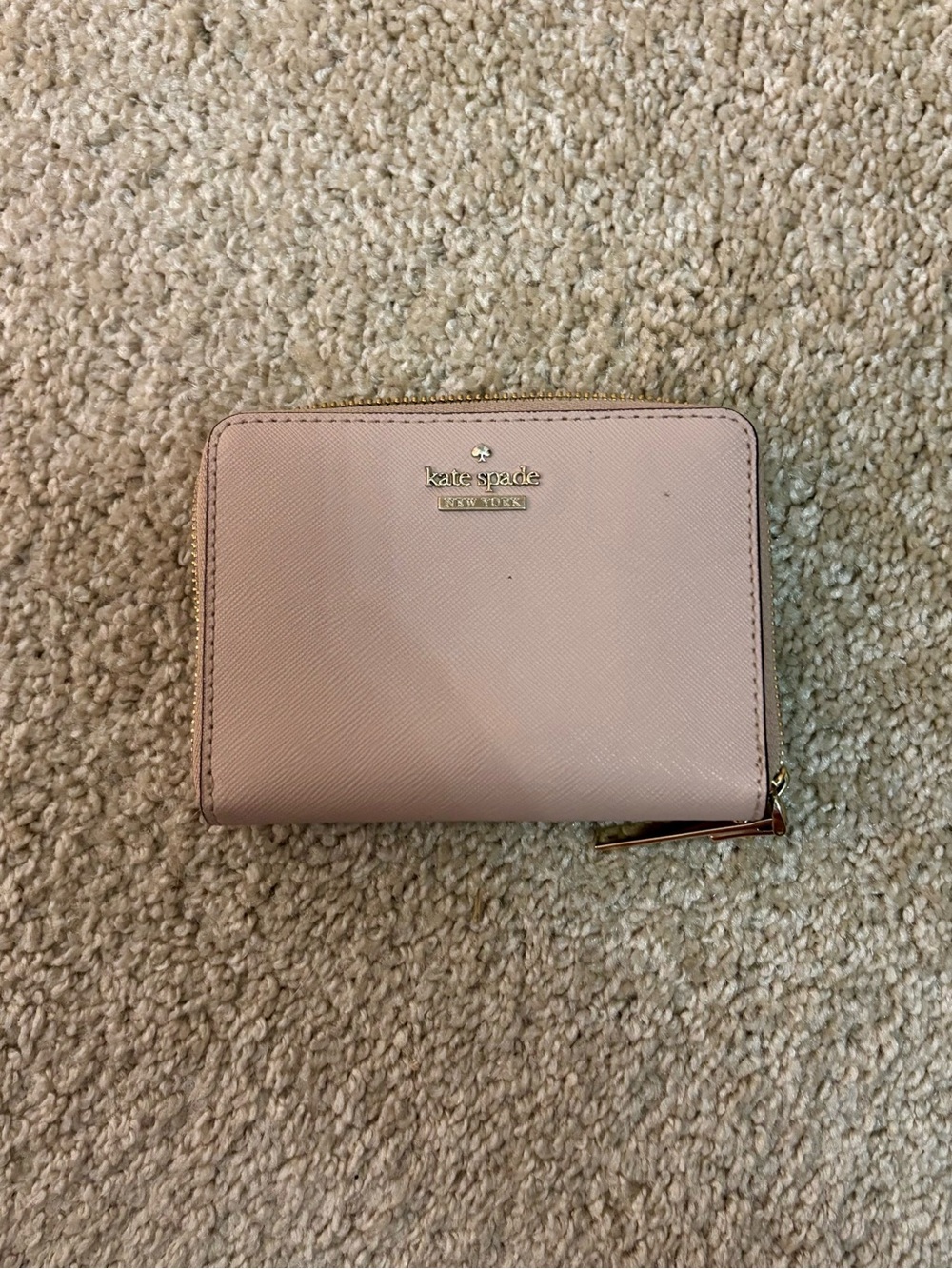 kate spade Cameron Zip Wallet with Gold Logo